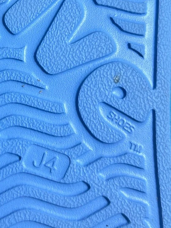 Native Jefferson SlipOn RESTING BLUE/ BRILLIANT BLUE/ SHELL SPECKLES Size J4 - Picture 9 of 10